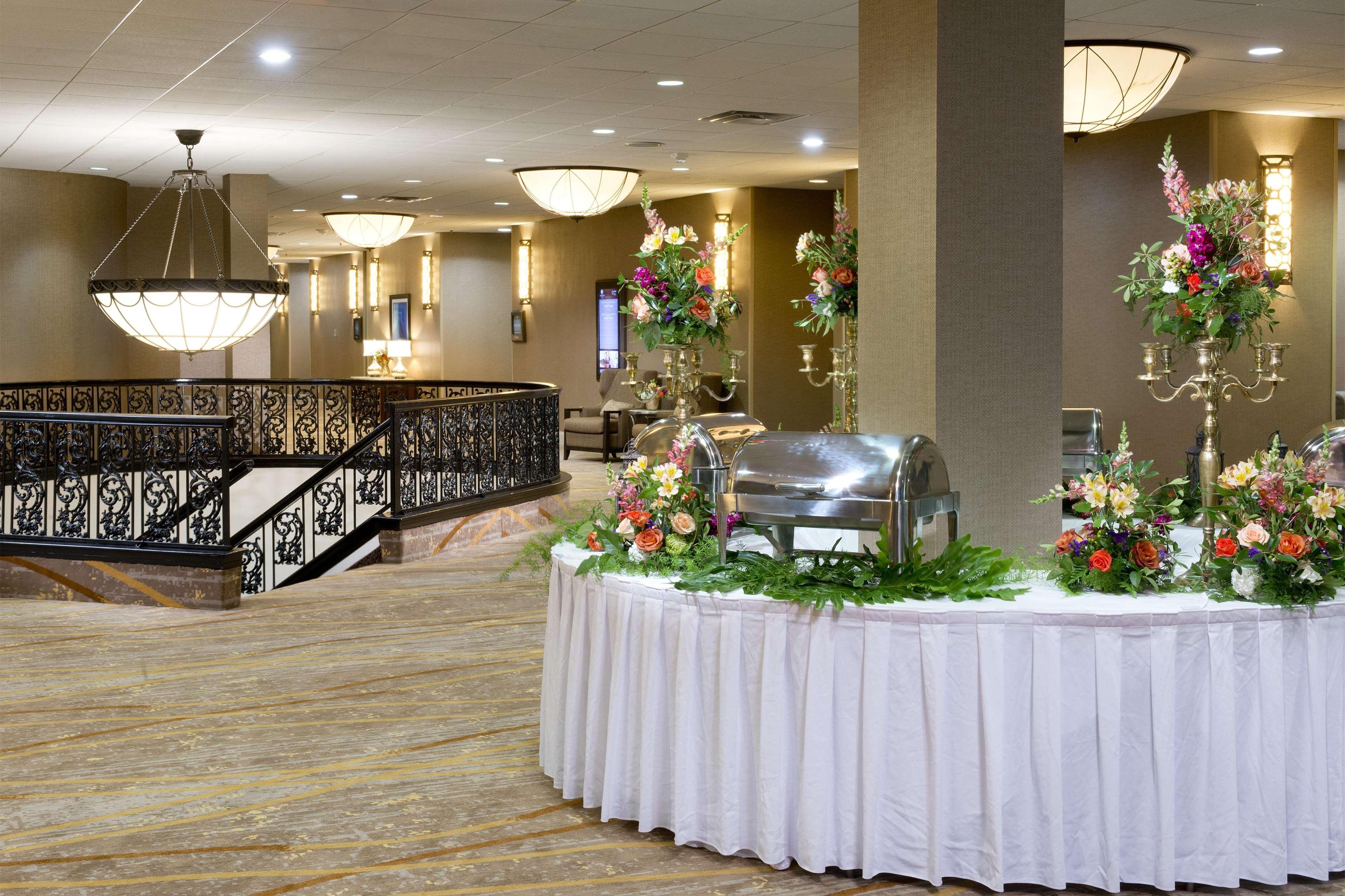 Hotel Doubletree By Hilton Lafayette Exterior foto